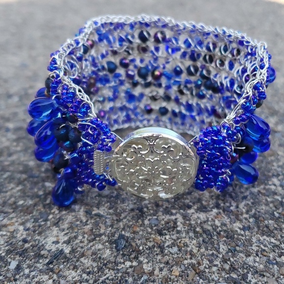 Blue Crocheted Bracelet - Picture 5 of 6